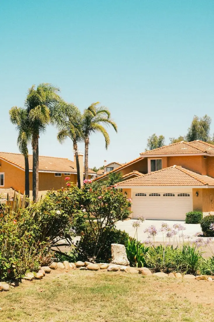 Landscaped home in Long Beach, CA